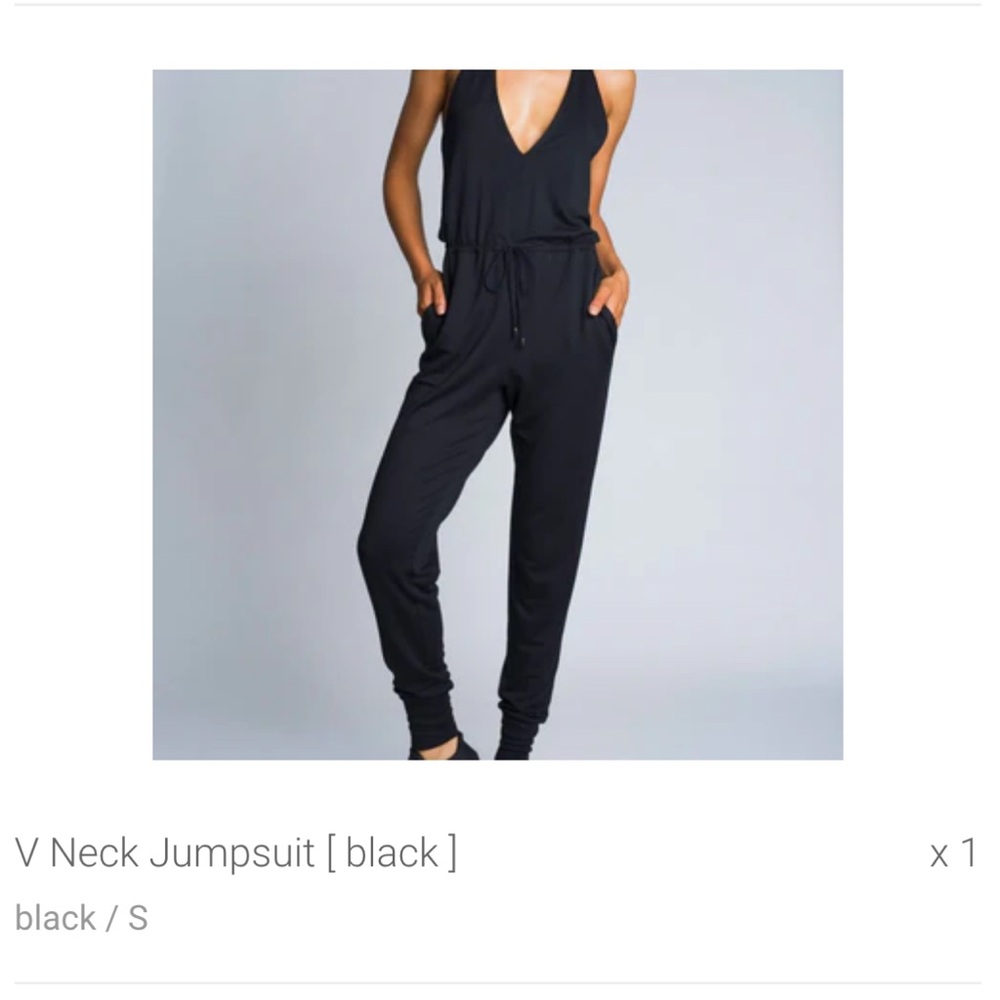 Heroine Sport Black V-Neck Jumpsuit!
